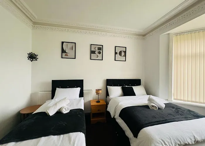 The Trio Place * Middlesbrough