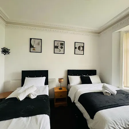 The Trio Place * Middlesbrough